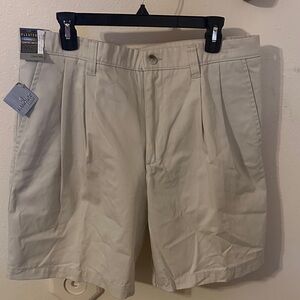 Cherokee Men's Cream Flat Front Shorts